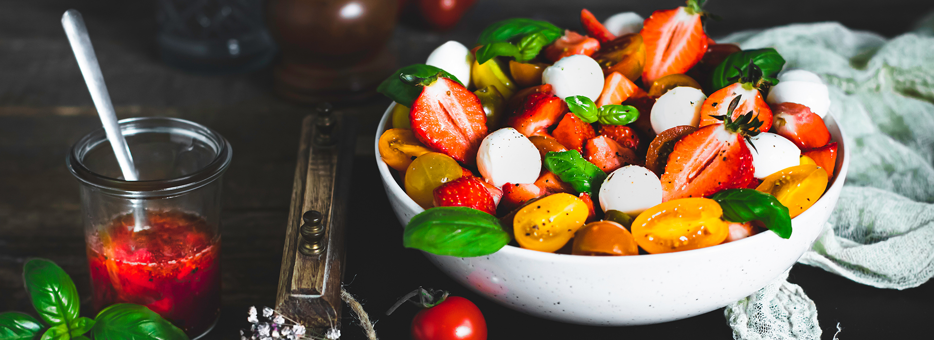 Erdbeere-Tomaten-Salat